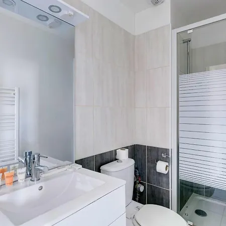 Apartment Bluestay 135 - Charming Bagnolet